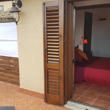 B&B Casale Siciliano Di Miryam Tiralongo Авола Экстерьер фото
